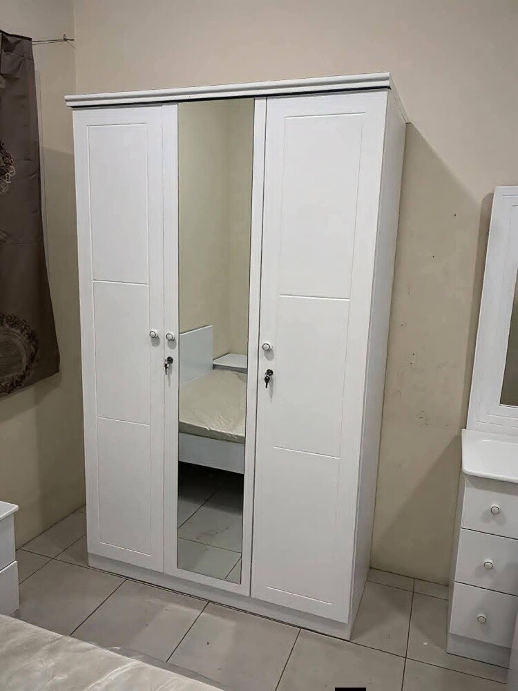 Cabinet, Wardrobe Cupboard availabl - 9