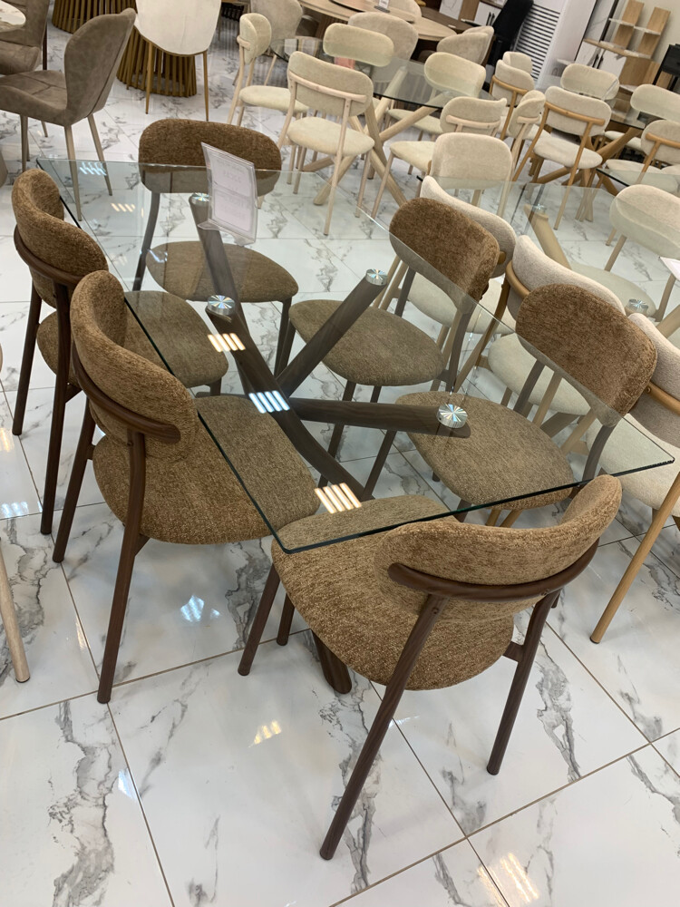 we have new tables and cheers  - 7