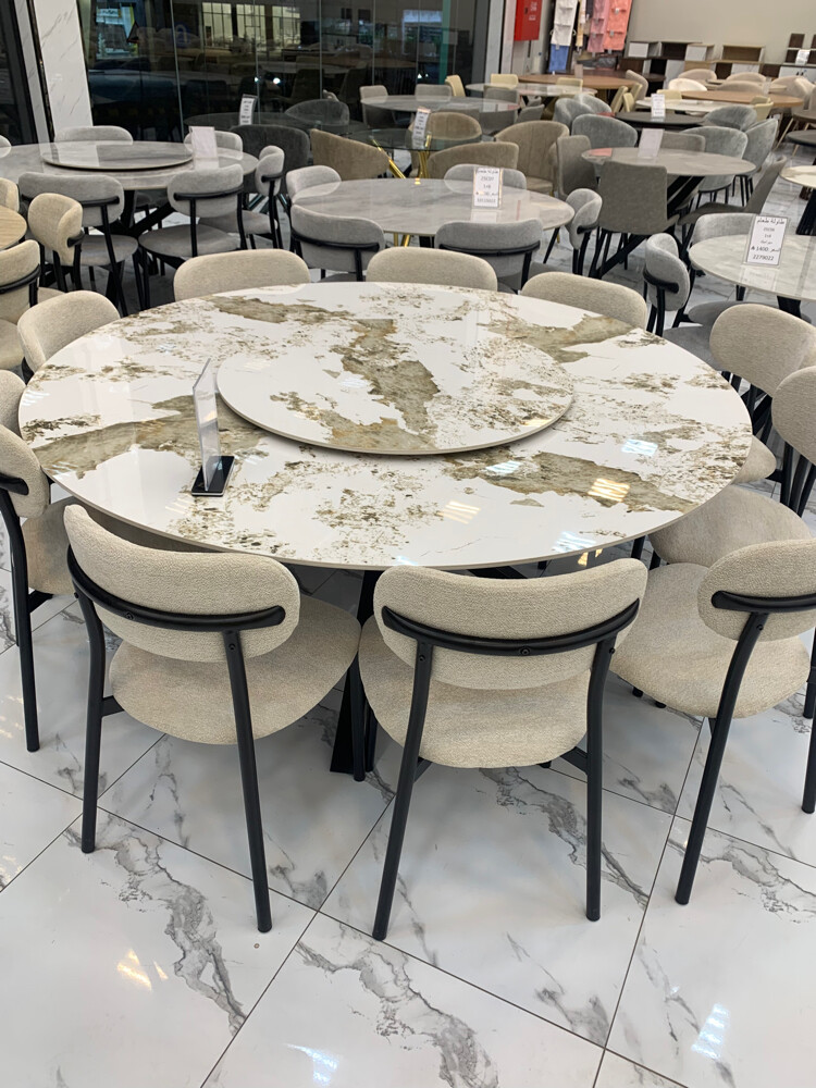 we have new tables and cheers  - 4