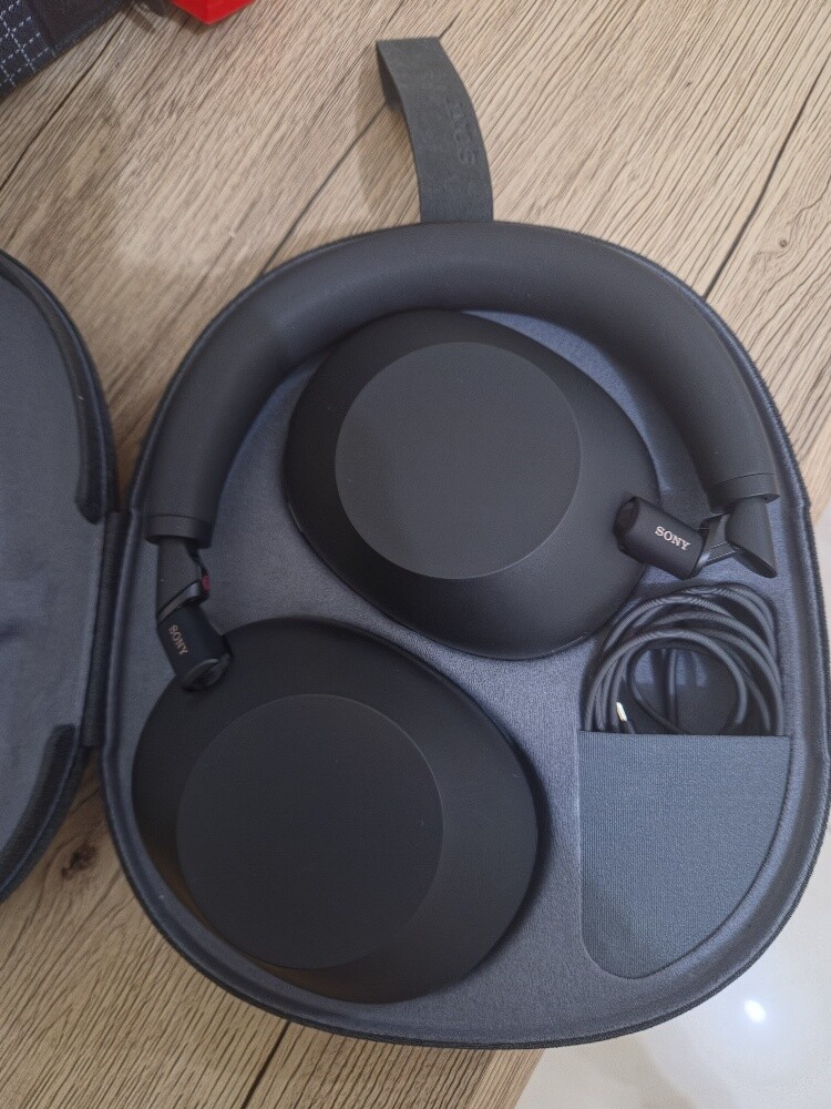 WH-1000XM6 headphones - Sony - 2