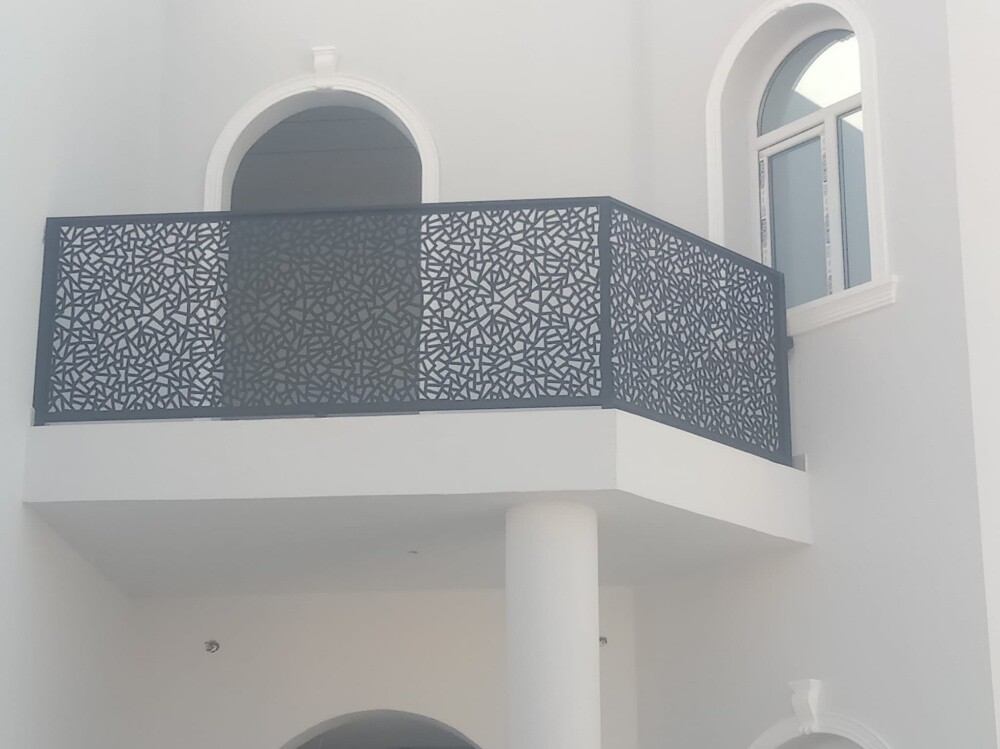 مظلة سيارة، سلم، درابزين، والسياج - 19
