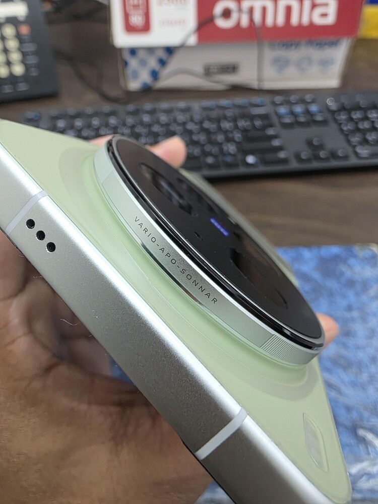 Vivo X300 Ultra 1Tb/16 Gb Green - 5