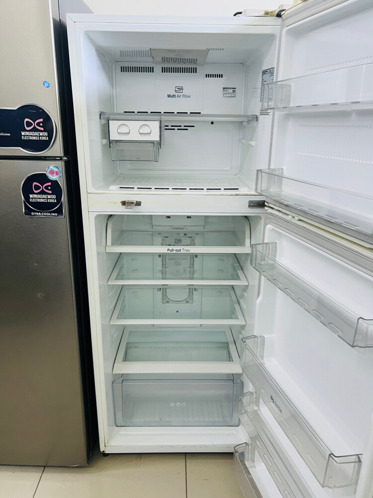LG refrigerator very big  - 4