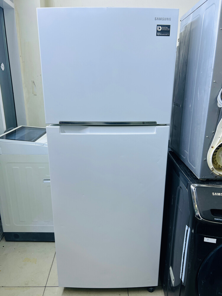 Samsung refrigerator like new  - 1