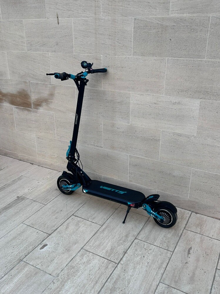 dual motor electric scooter - 2