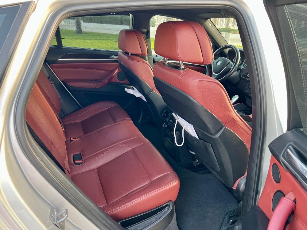 BMW X6 50i - 8