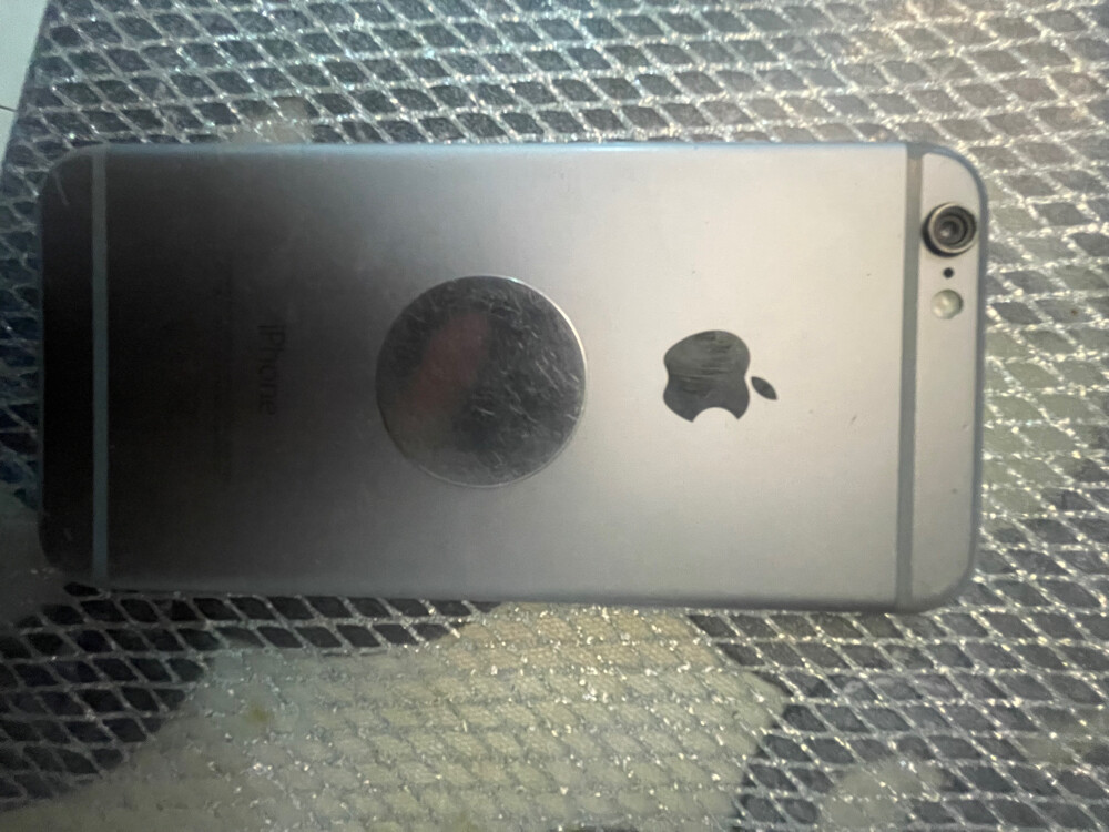 Iphone 6 icloud locked - 2