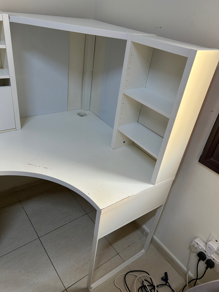 Corner table - 5