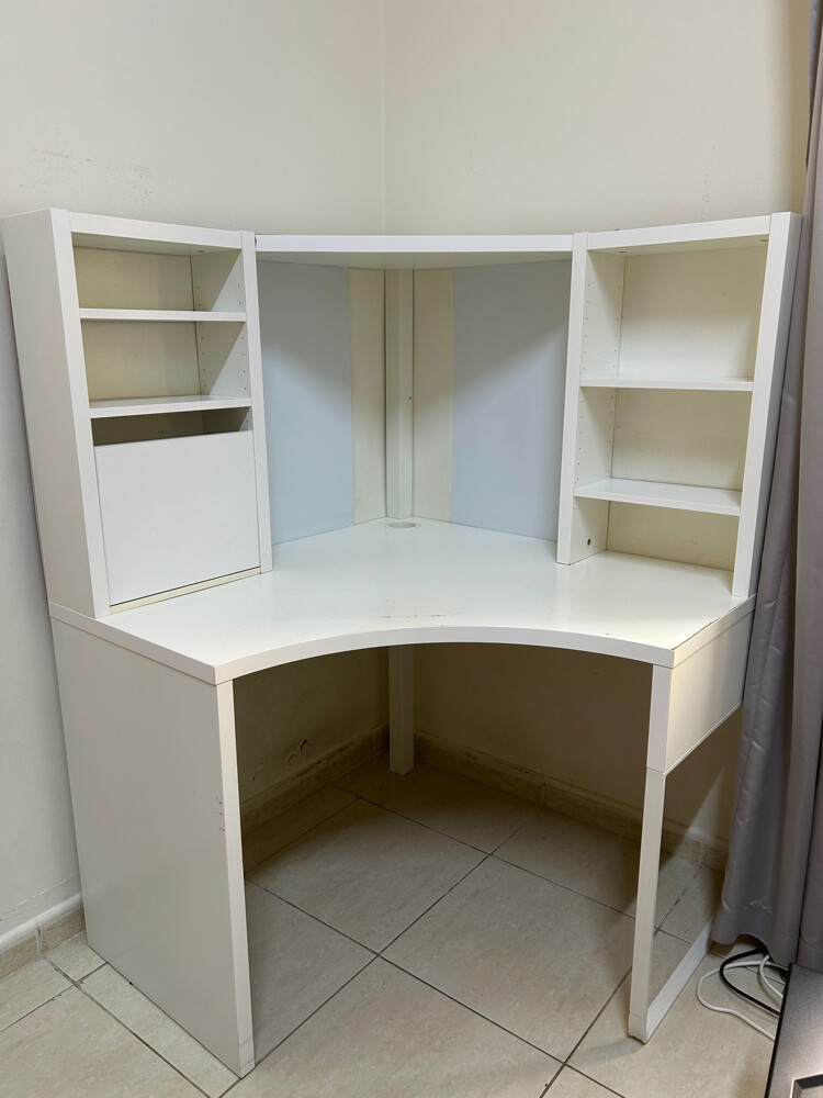 Corner table - 6