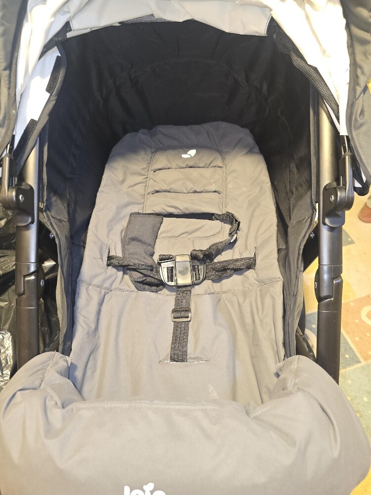 Joie Litetrax 4 stroller with seat - 6