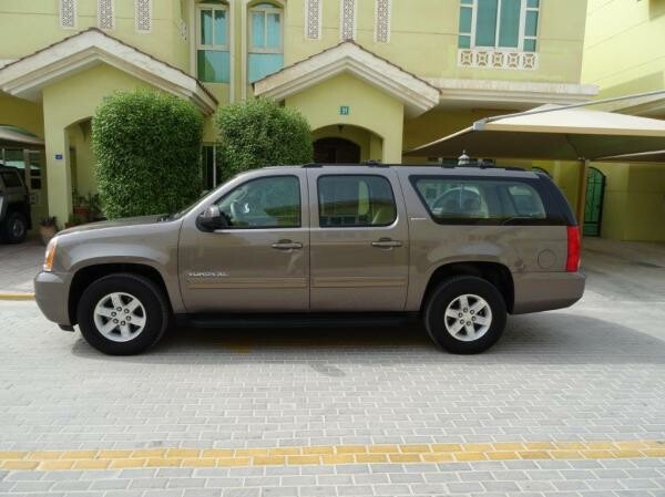 GMC Yukon XL 2014 Model SUV, 5.6L - 4