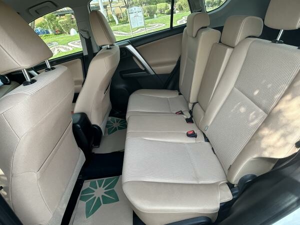 Toyota Rav4 -2017 -71000KM ONLY - 9