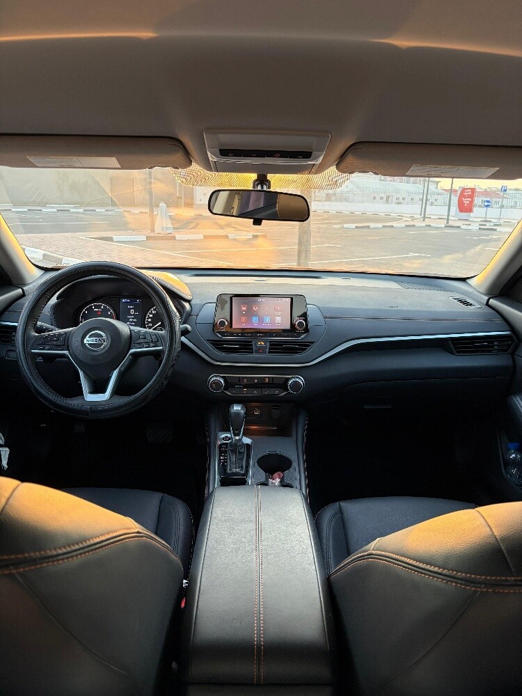 Nissan Altima SR 2022 - 5