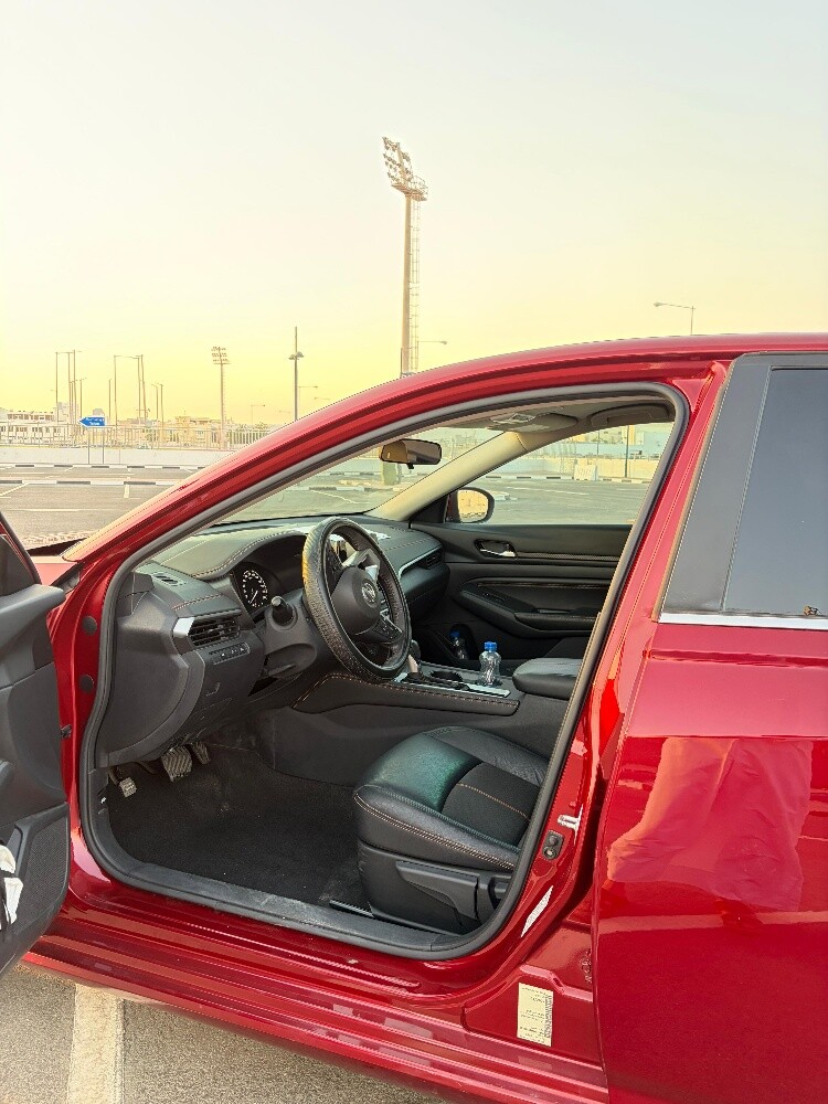 Nissan Altima SR 2022 - 7