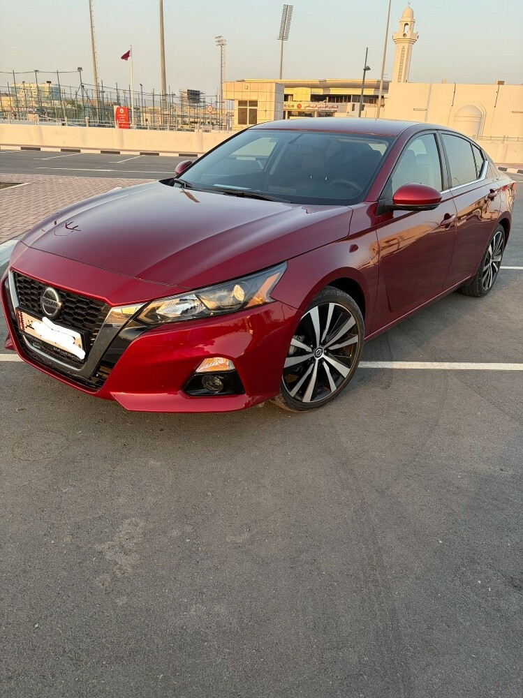 Nissan Altima SR 2022 - 1