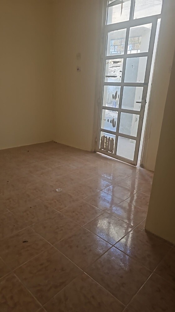Ground floor house for sale in Al R - 13