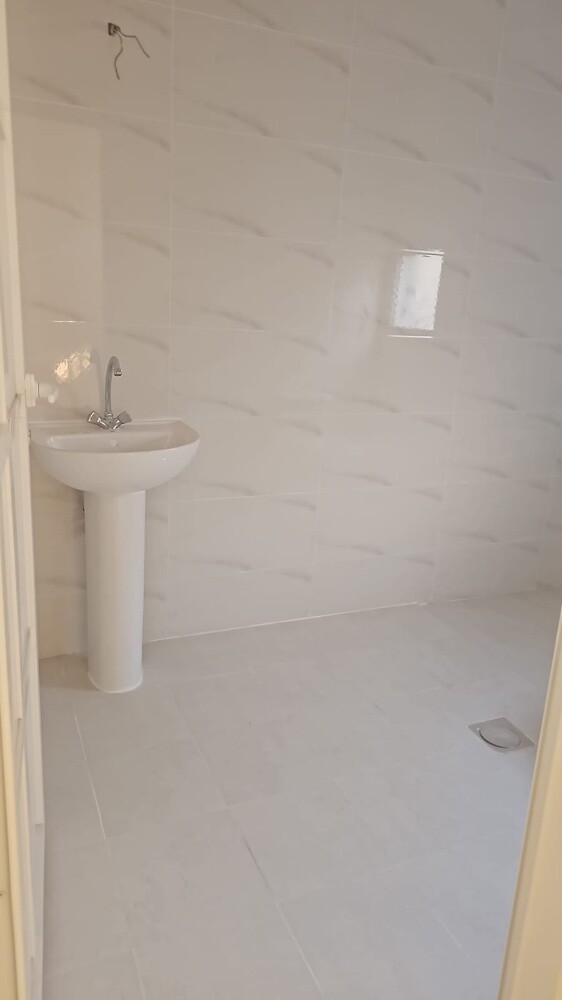 Ground floor house for sale in Al R - 9