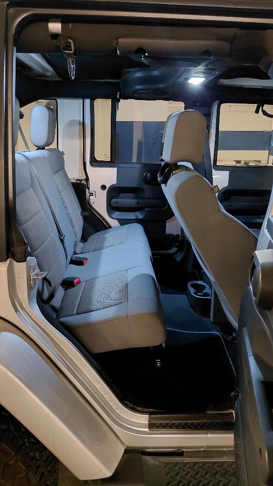 Jeep Wrangler Sahara For Sale - 12