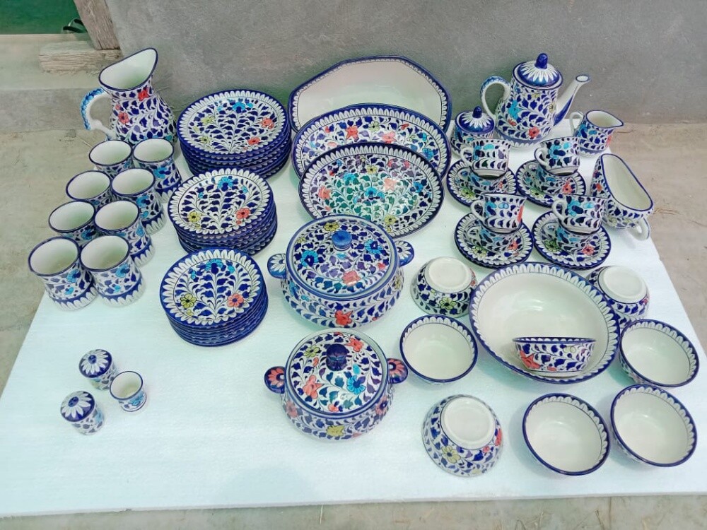 Blue pottery oriel kitchen - 29