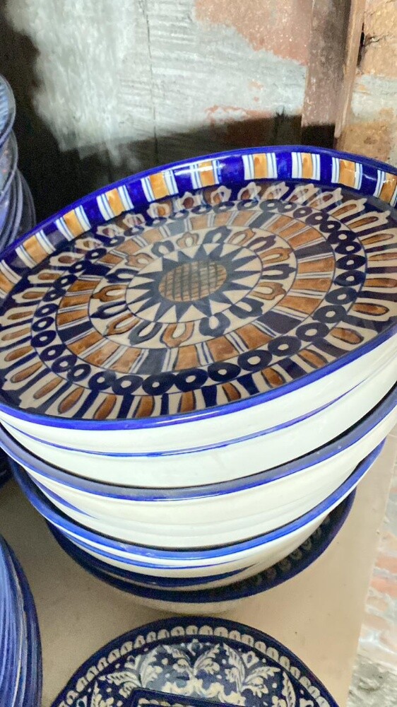 Blue pottery oriel kitchen - 23