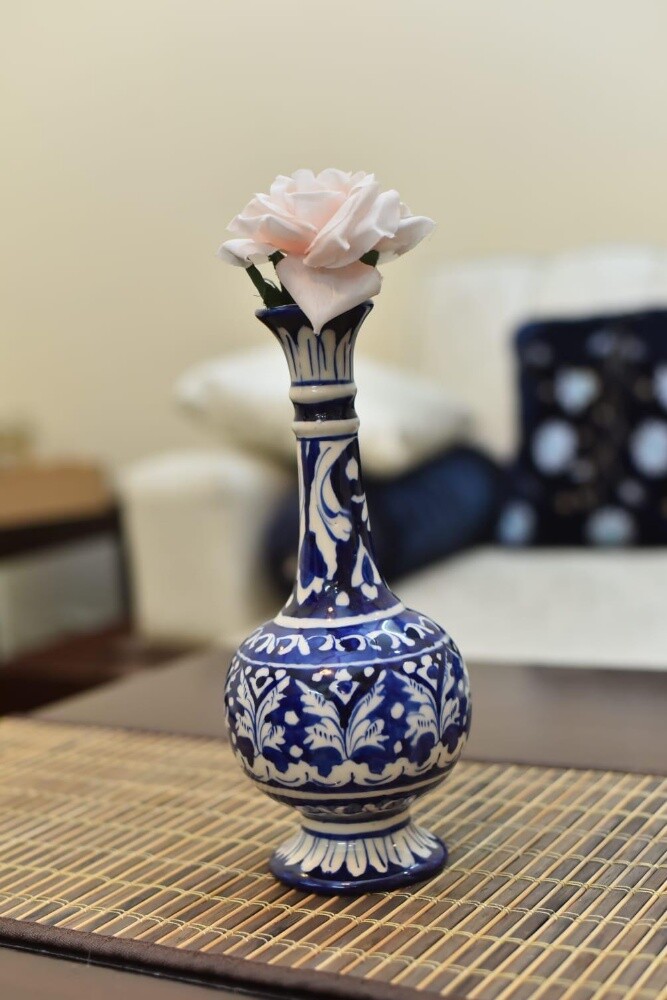 Blue pottery oriel kitchen - 13