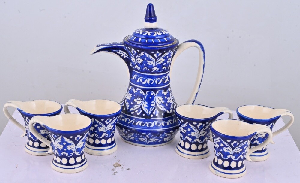 Blue pottery oriel kitchen - 19