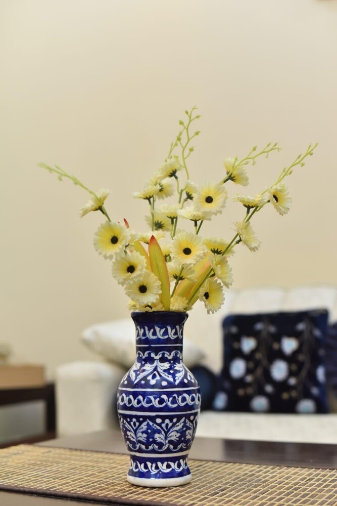 Blue pottery oriel kitchen - 14