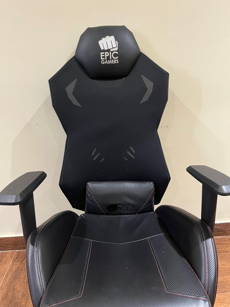 Epic gamers gaming chair  - 1