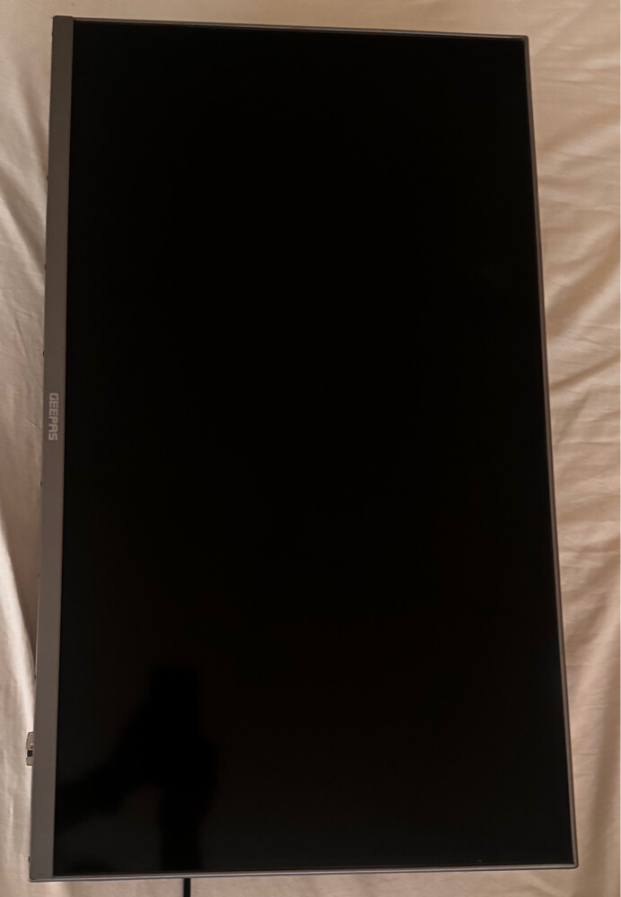 32-inch Smart Screen - 1