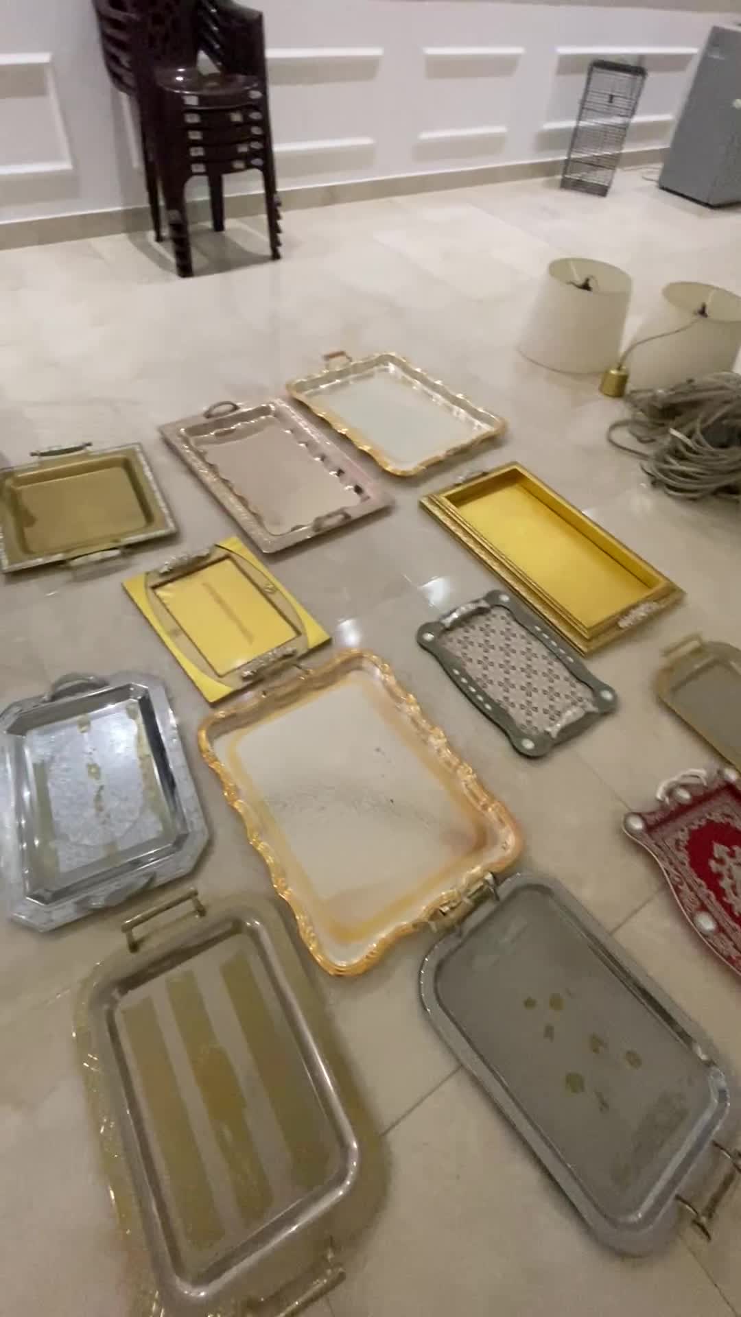 trays - 4