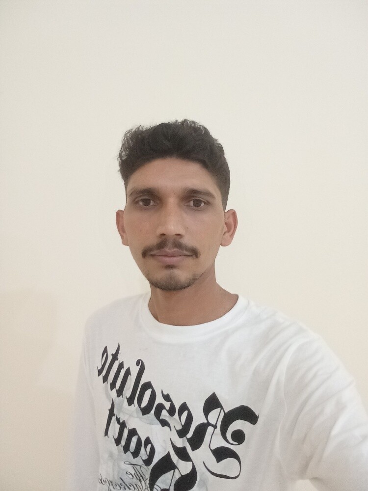 رسام - 1