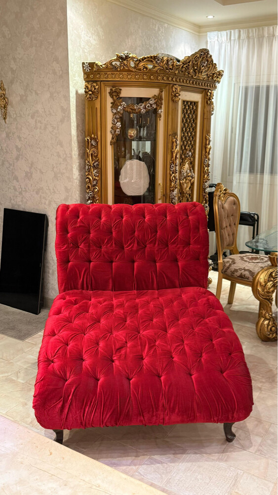 couch/sofa - 4
