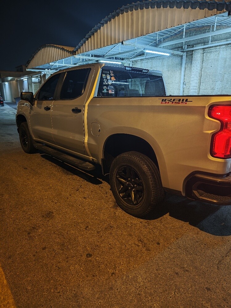 trail boss Silverado for sale - 9