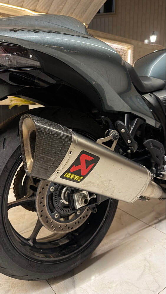 suzuki hayabusa 2025 - 5