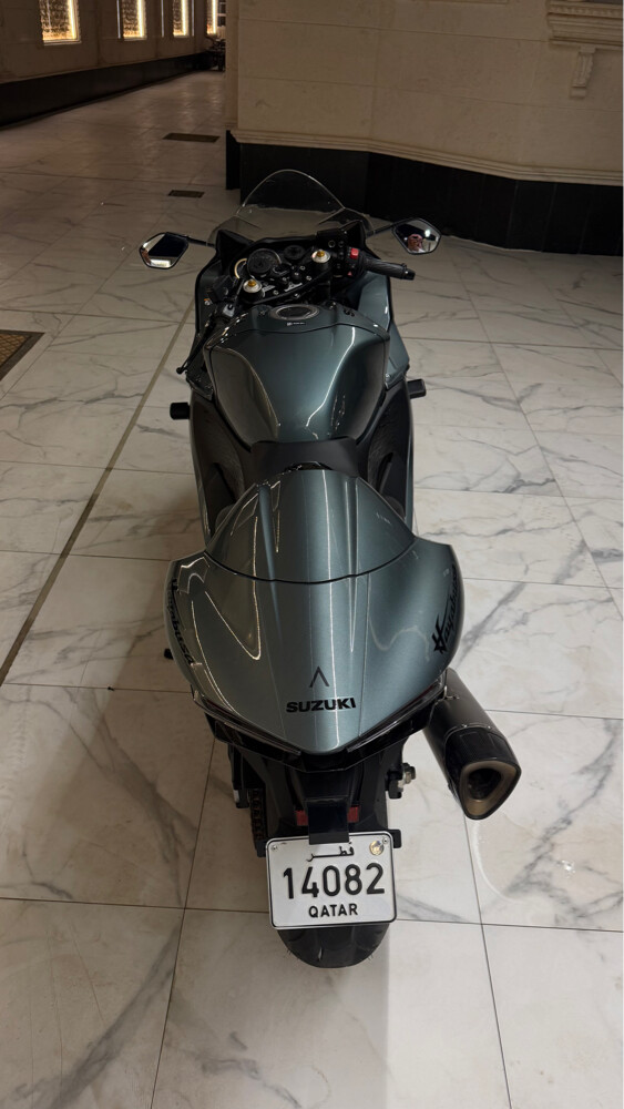 suzuki hayabusa 2025 - 4