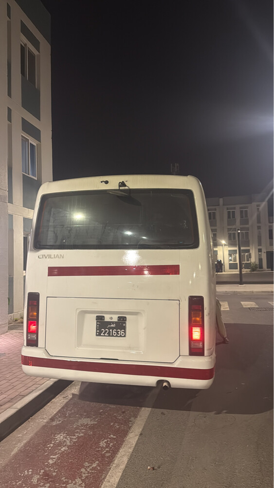 باص نيسان للإيجار  - 2