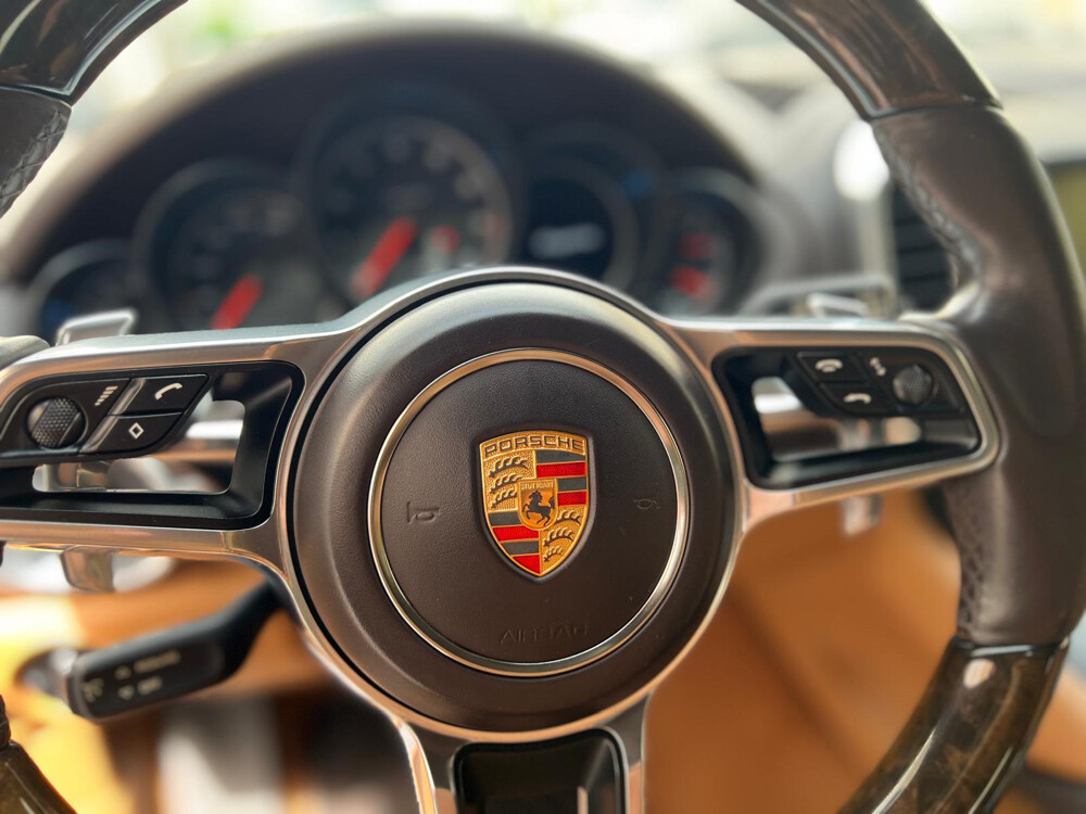 Porsche Cayenne under warranty - 5