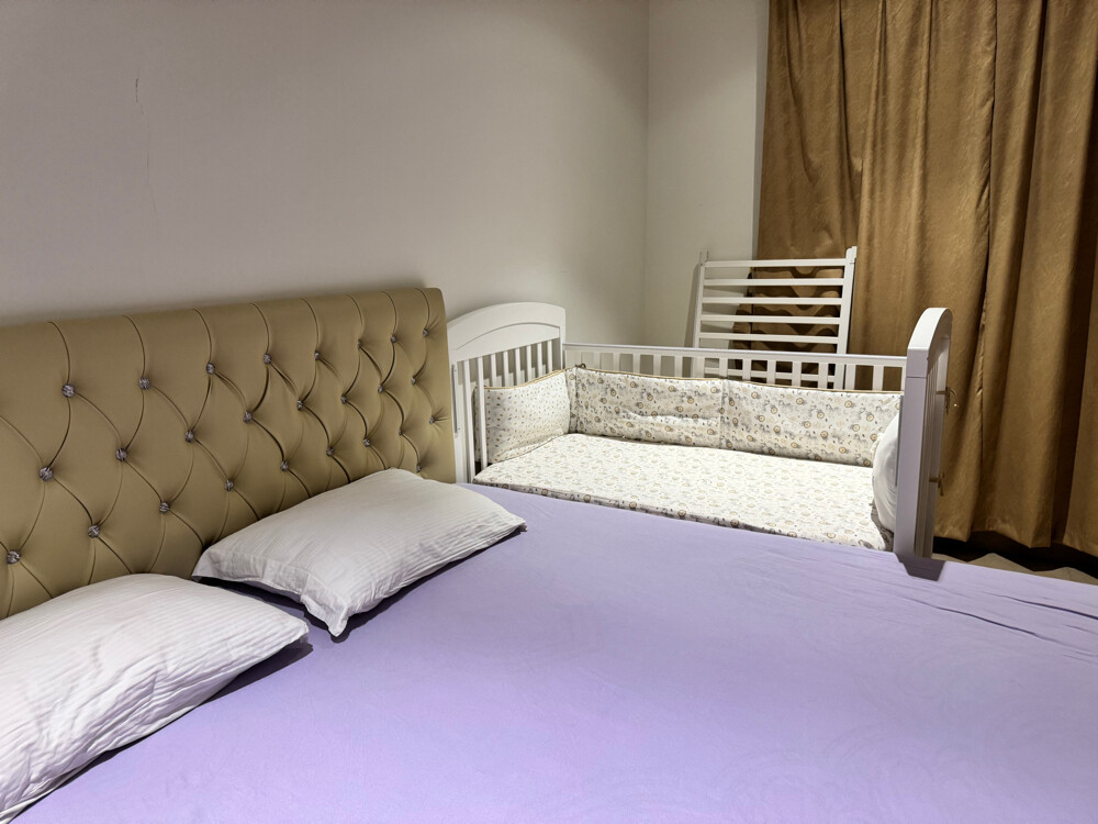 baby cot with mattress - 9