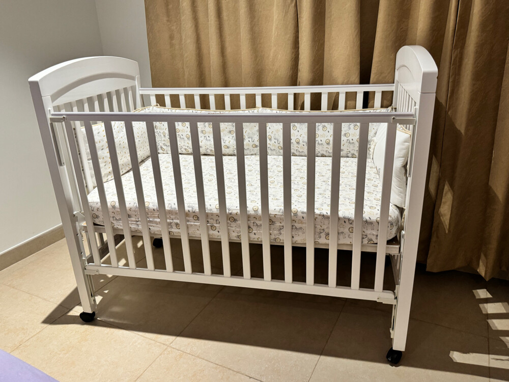 baby cot with mattress - 2