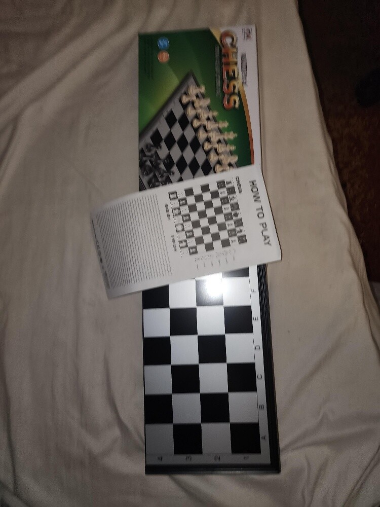 Large magnetic chess set - 3