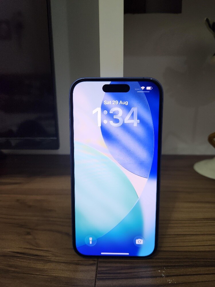 iphone 16 read details - 3