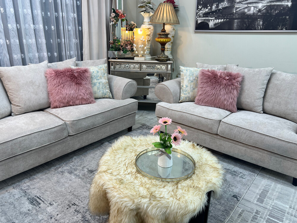 Sofa set form home r us for sale - 8