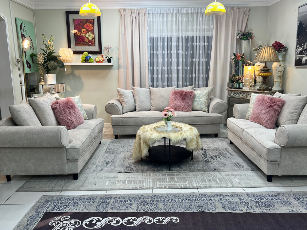 Sofa set form home r us for sale - 1