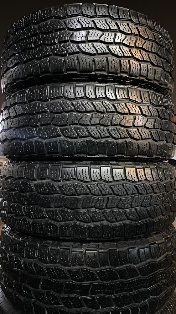 275/65/18# Copper brand tire - 2