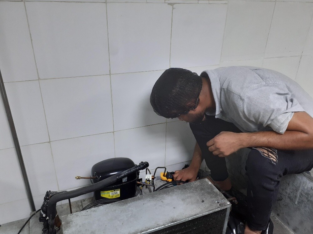 Chiller refrigerator repair service - 3