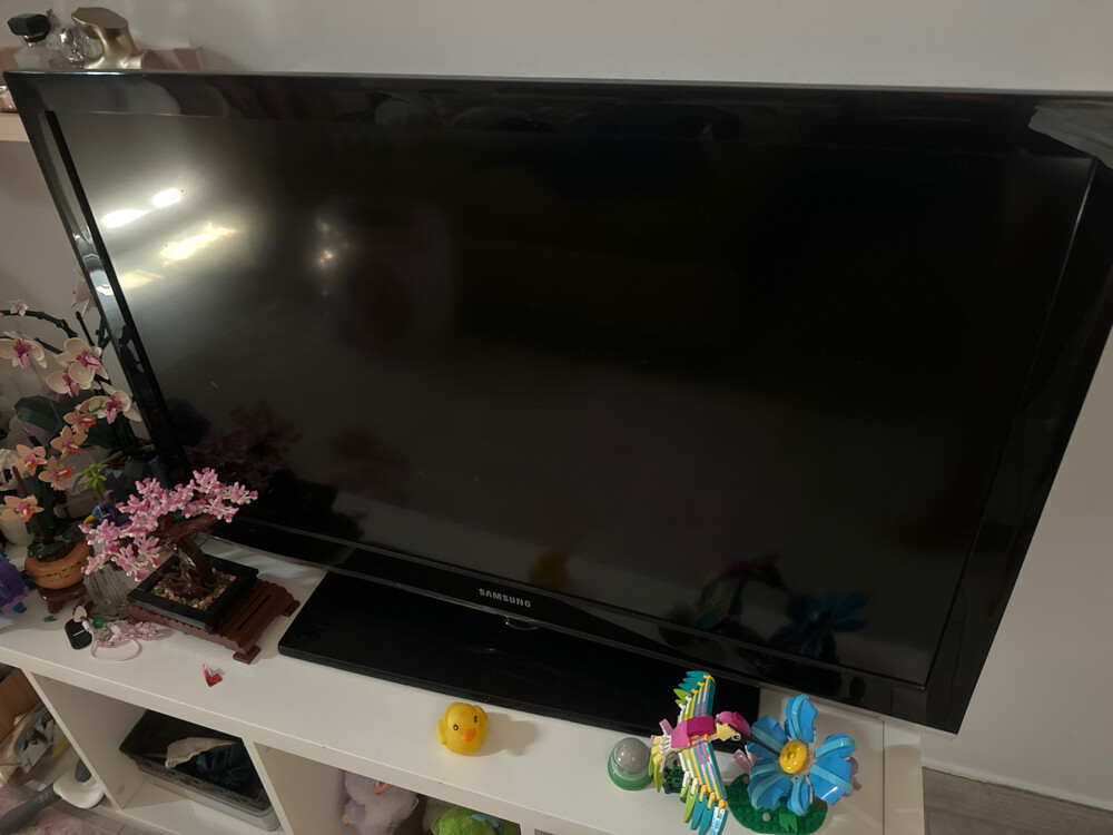 Samsung 40" Full HD LCD TV Series 5 - 1
