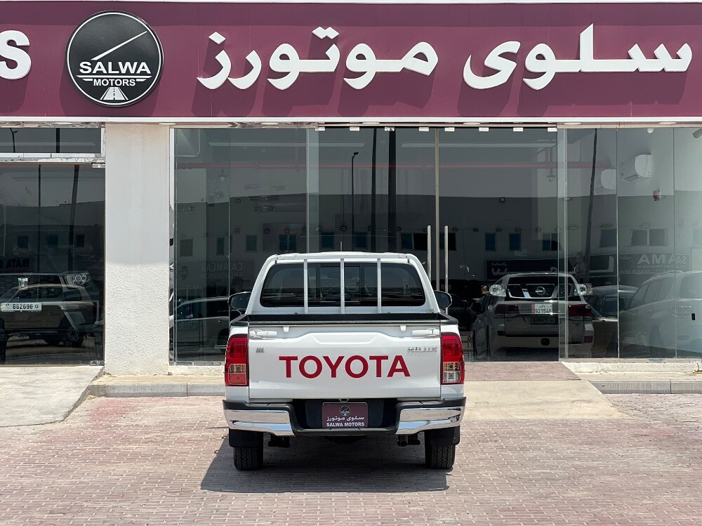 تويوتا هايلوكس 2022 - 9