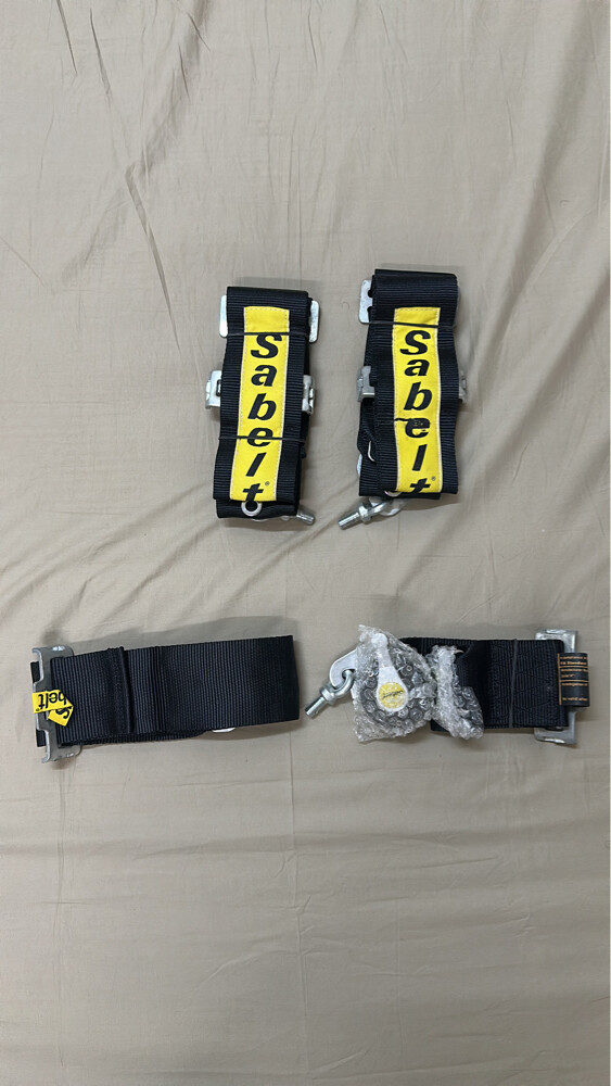seatbelt - 1