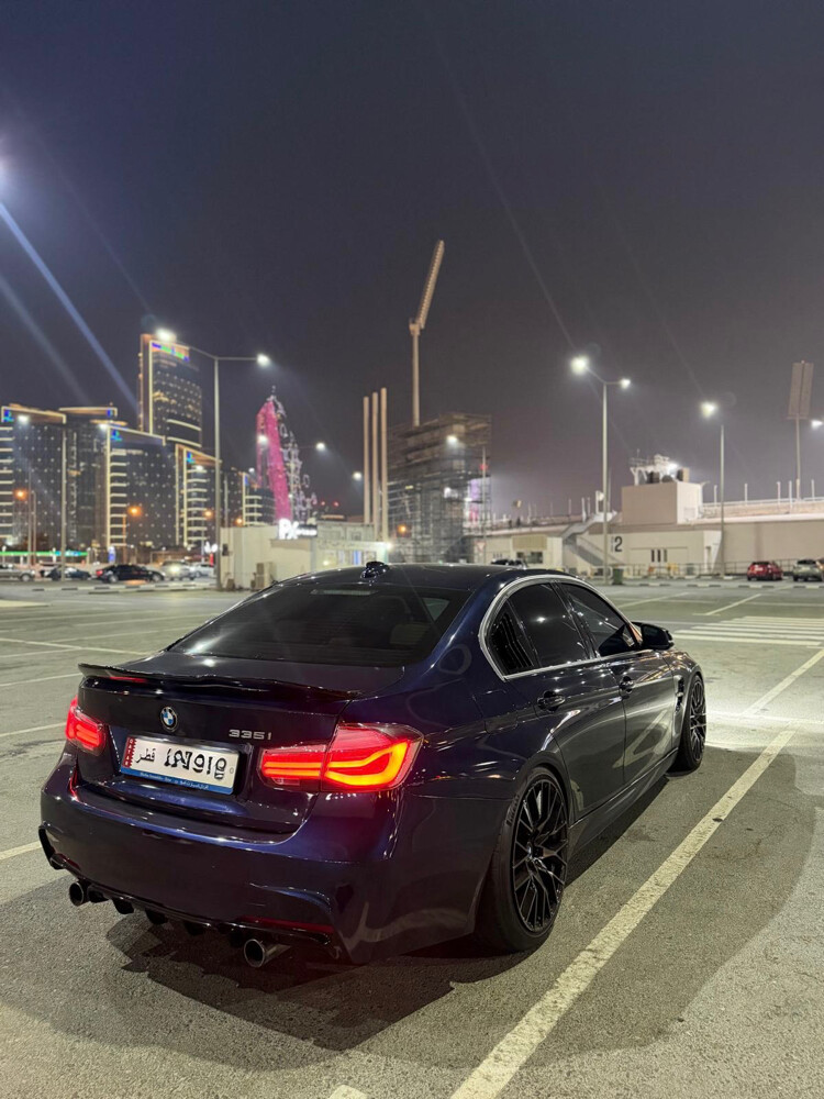 bmw 335i - 2