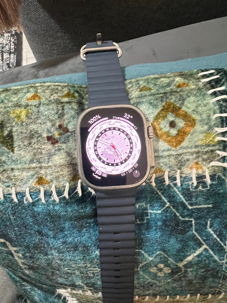 Apple Watch Ultra 2 very clean - 1